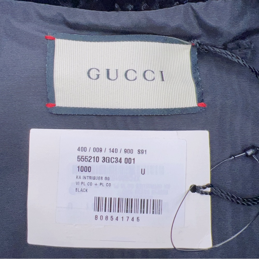 ❌SOLD❌100% Authentic Gucci GG Logo Black Velvet Cape Poncho One Size - Picture 16 of 16